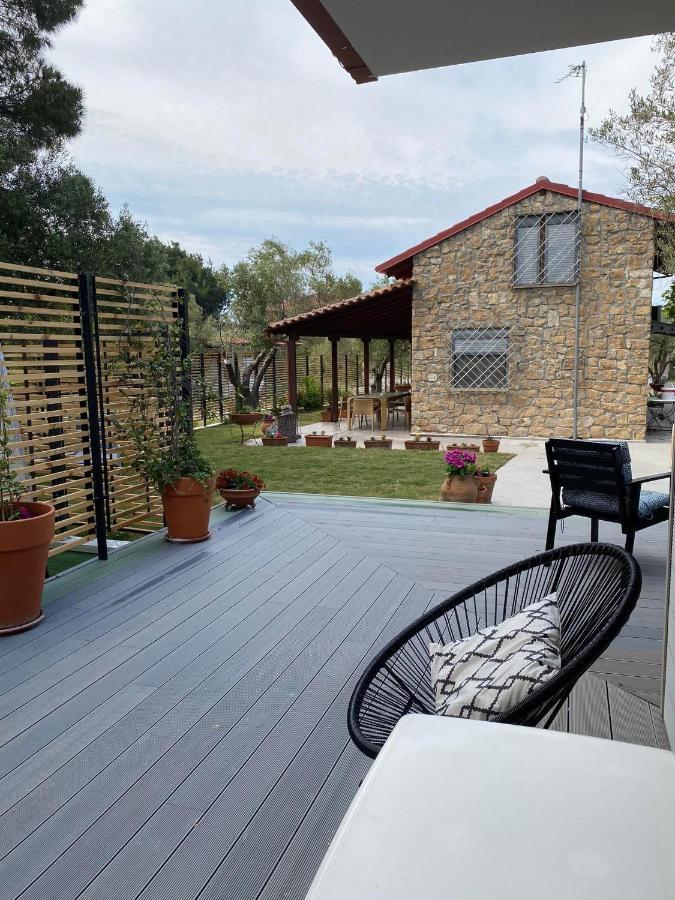 Villa Elea วูร์วูรู ภายนอก รูปภาพ